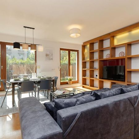 Old Mokotow Spacious Two-Bedroom Apartment By Noclegi Renters وارسو المظهر الخارجي الصورة