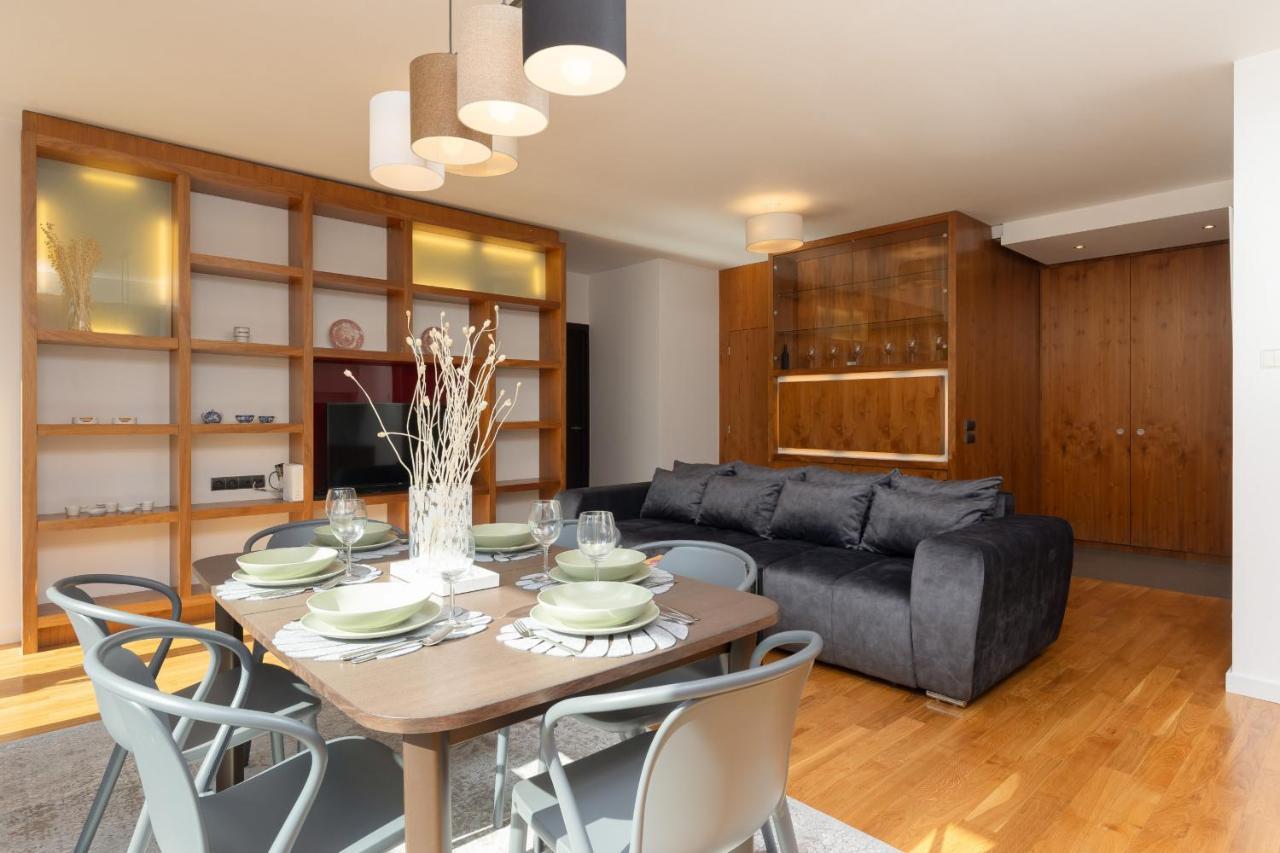 Old Mokotow Spacious Two-Bedroom Apartment By Noclegi Renters وارسو المظهر الخارجي الصورة